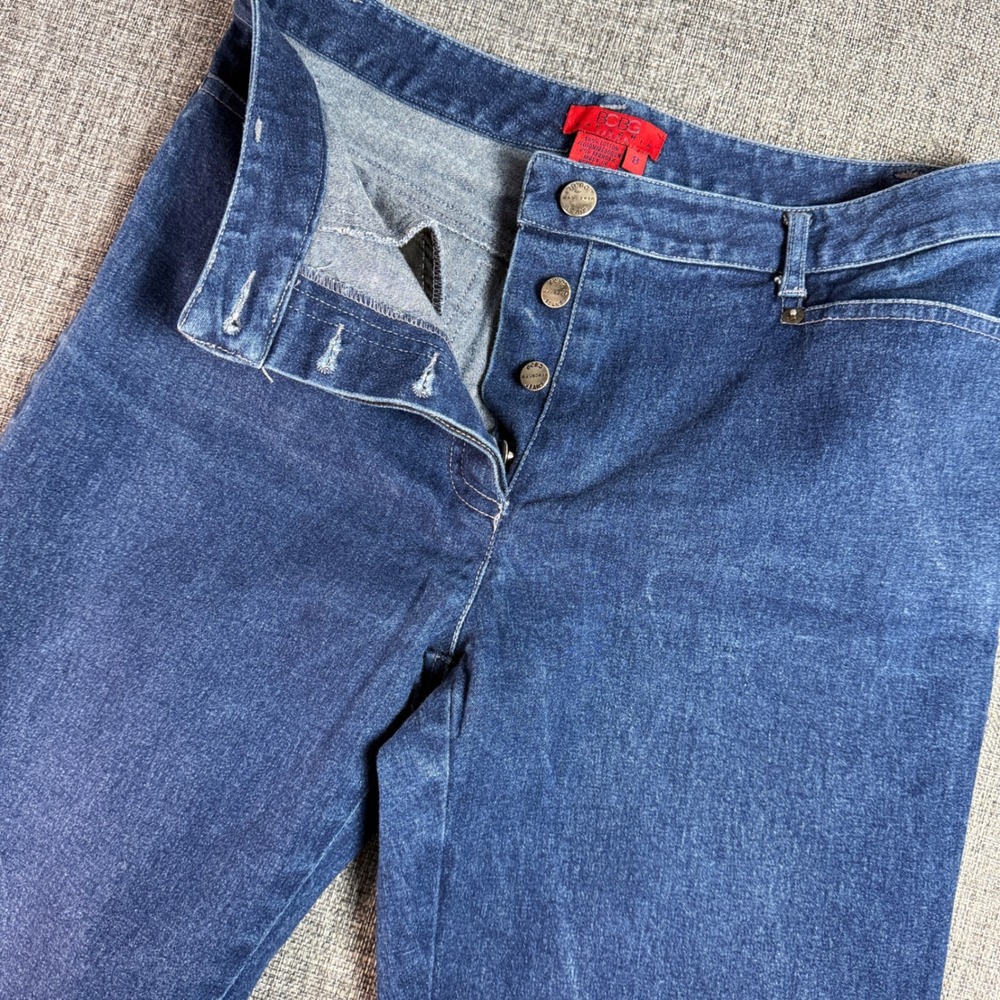 Women‎ BCBG Max Azria Jeans | Size 8 Blue | Straight Leg Button Fly Stretch